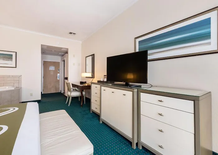 Quality Inn & Suites Conference Center